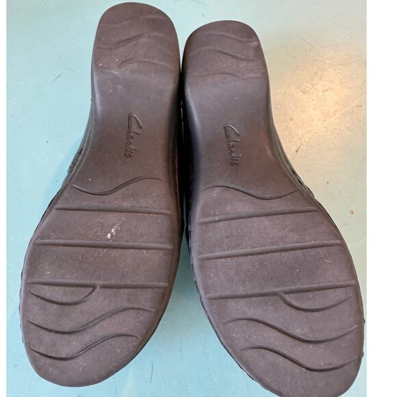 CLARKS Collection, BLACK  loafers, size 8.5, cute leather shoes! - Picture 8 of 8